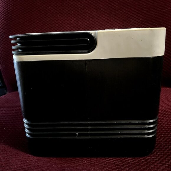 Vintage IGLOO DIE HARD Car Battery Ice Chest 6 Pack Cooler Lunch Box - Picture 6 of 15